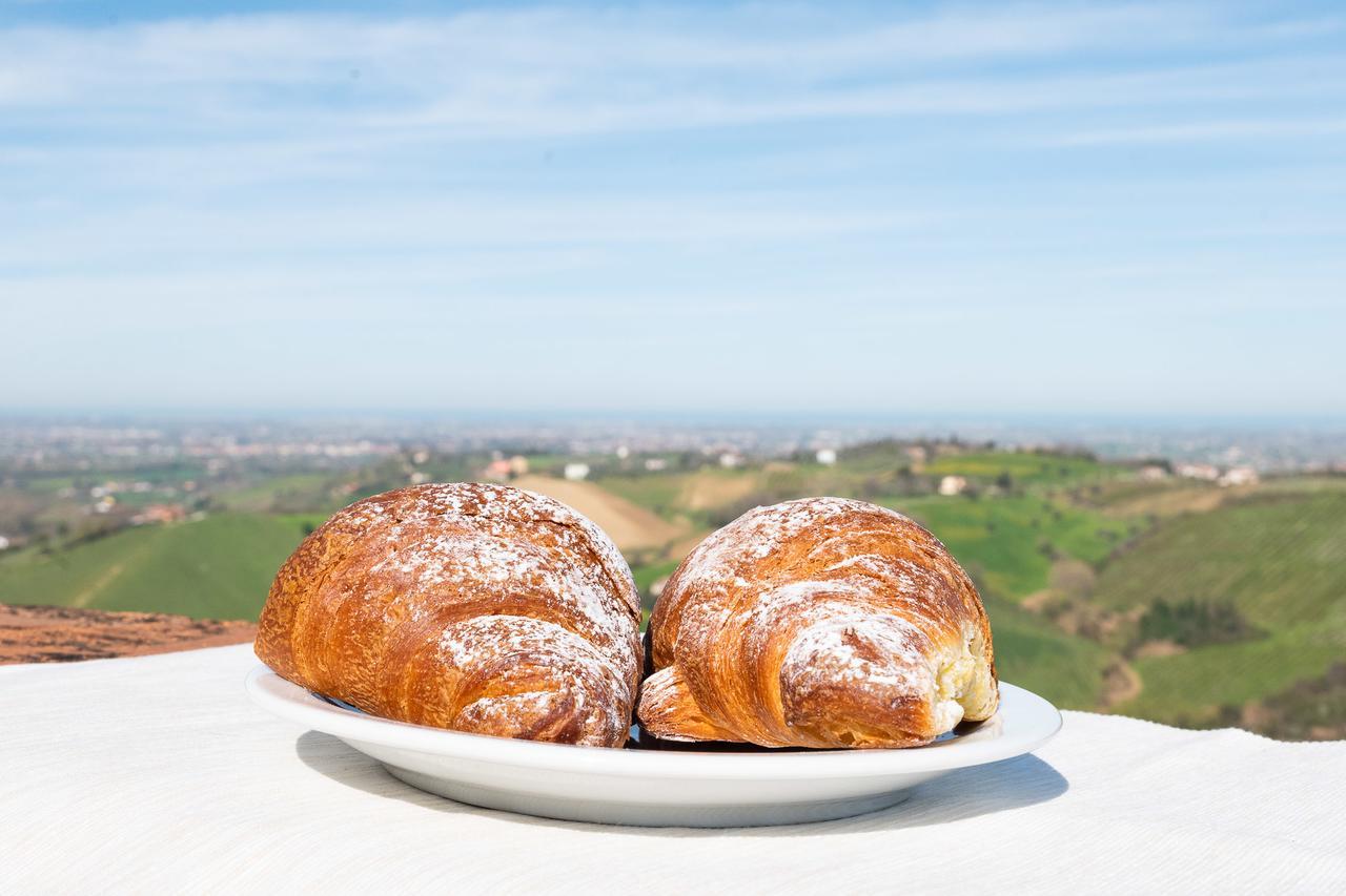 Il Castellaro Bed & Breakfast Borghi Екстериор снимка